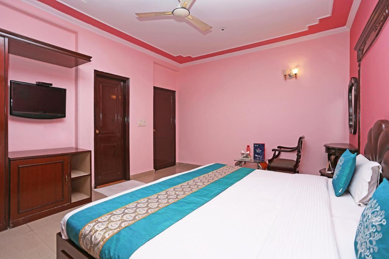 Oyo Near Mg Road Near Aravali Biodiversity Park Gurgaon Exterior photo