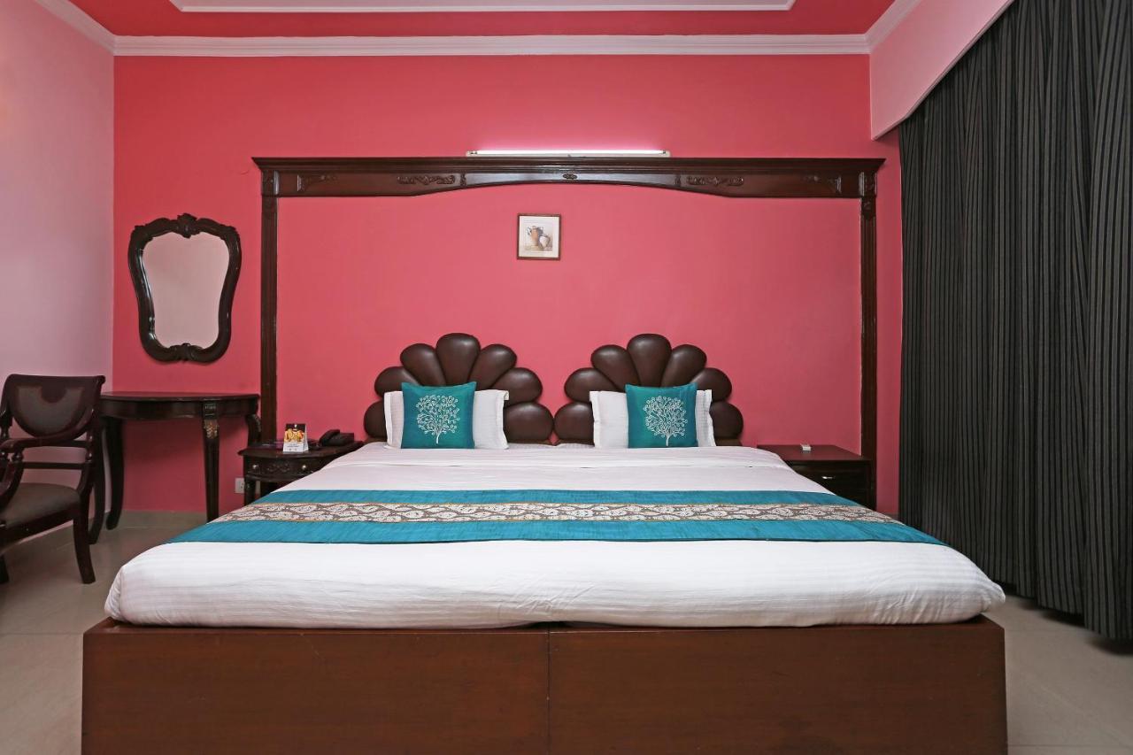 Oyo Near Mg Road Near Aravali Biodiversity Park Gurgaon Exterior photo